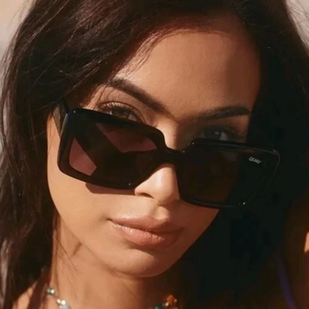 Quay Australia Total Vibe Oversized Sunglasses- Black Frame/Smoke Lens‎